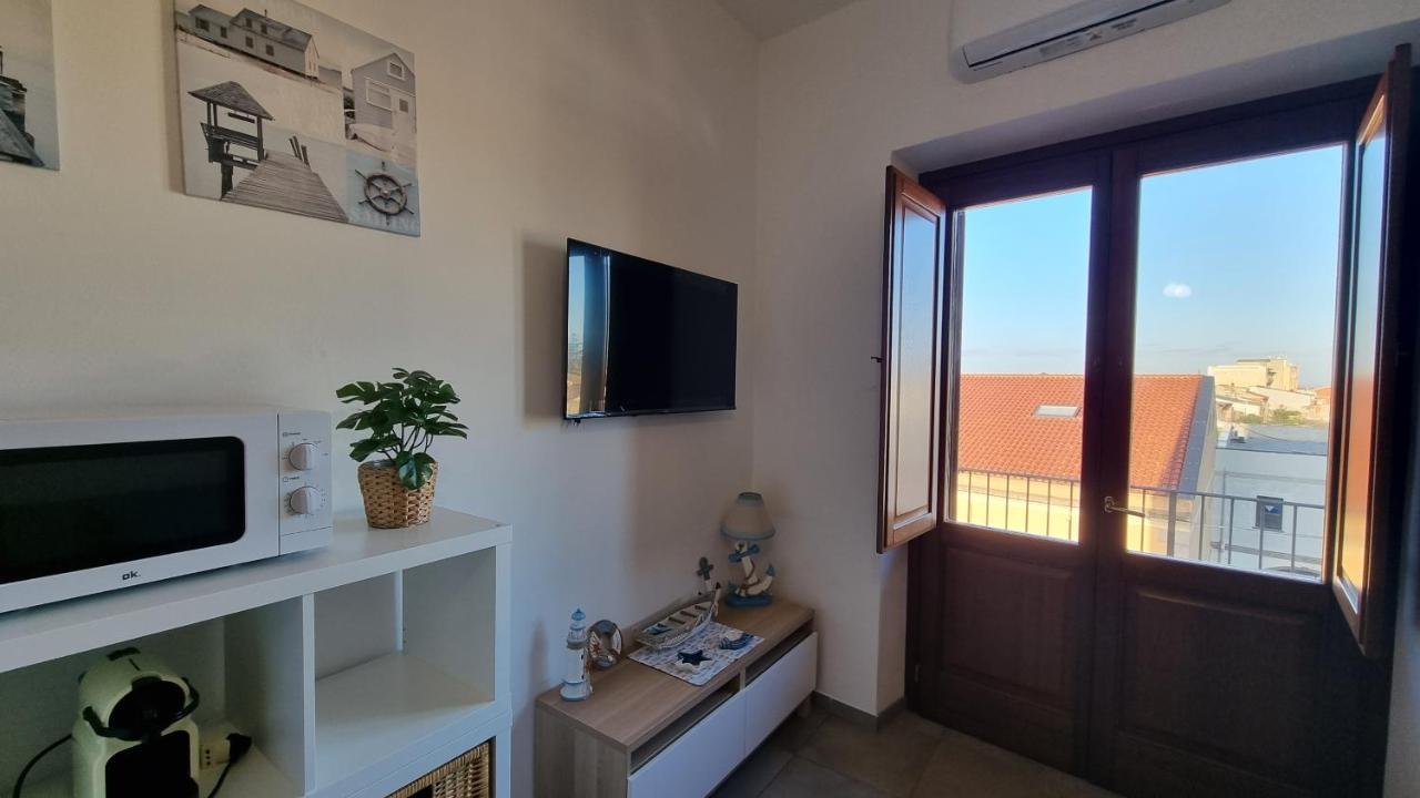 Appartamento Is Arutas Càbras Buitenkant foto